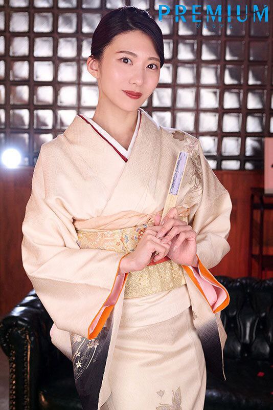 一脸幽怨的外围小姐姐 舔腿抠穴撩拨开心 一对极品美乳 又白又大又翘 佳人如此不能辜负